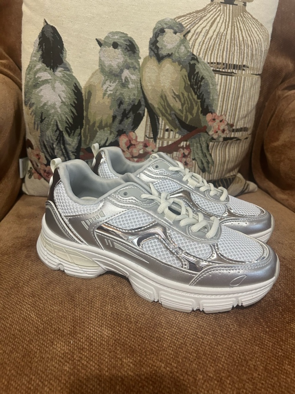 Madden Girl Silver Metallic Mesh Platform Sneakers - Women Sz 7.5